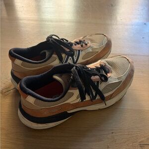 New Balance 990 Beige Tan and Black Sneakers